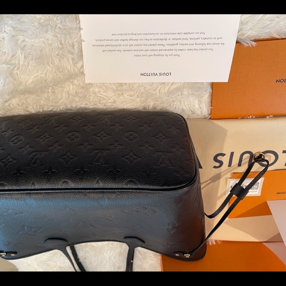 LOUIS VUITTON NEVERFULL MM EMBOSSED EMPREINTE LEATHER - Picture 6 of 7